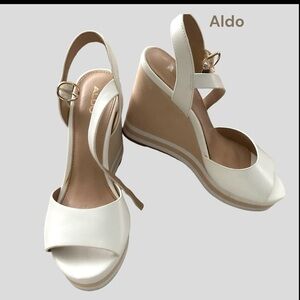 ALDO BROA White Cream Wedge Platform Barbie Open Toe Heel Shoe  Size 9